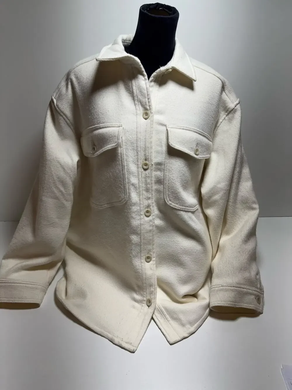 Eddie Bauer Women’s Peninsula Shacket Shirt Jacket Ivory Cream 2XL Minimalist